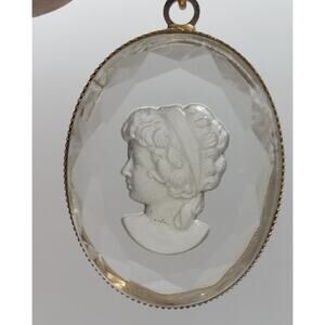 Vintage Intaglio Reverse Engraved Cameo Necklace Rope Chain Faceted Pendant 1970